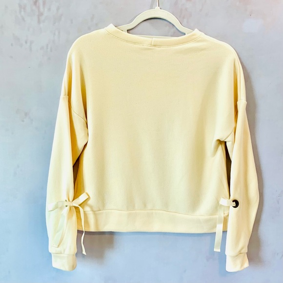 Peyton Valley Crewneck Sweater - Picture 4 of 5